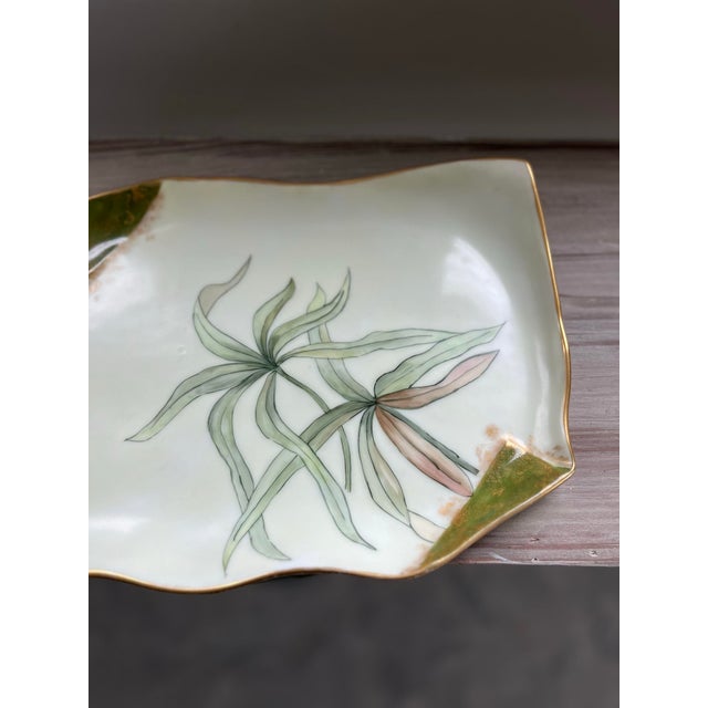 Green Antique Tressemanes & Vogt Hand-Painted Porcelain Jewelry Tray, Limoges, France C. Early 1900s For Sale - Image 8 of 12