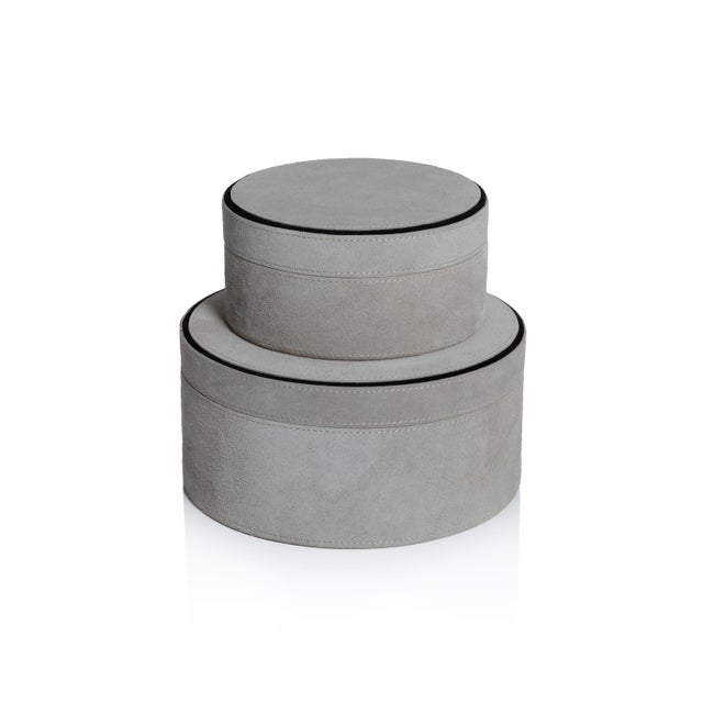 Contemporary Arden Suede Leather Box, Small, Round For Sale - Image 3 of 4