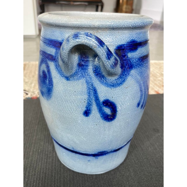 1930s German Westerwald Salt-Glazed Stoneware Farmhouse Crock For Sale In Houston - Image 6 of 11