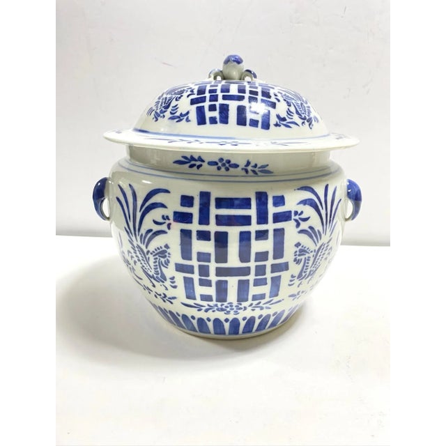 Double Happiness Chinoiserie Ginger Jar With Handles – Large Blue & White Lidded Porcelain For Sale - Image 4 of 11