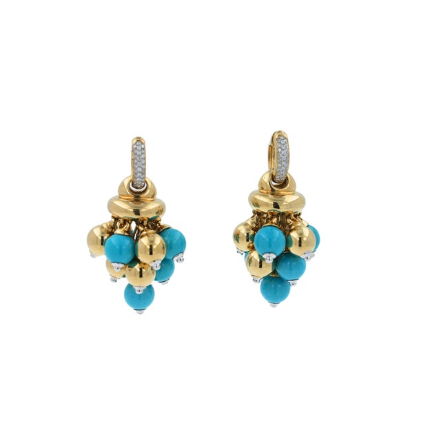 Very Beautiful, Unique, High-End Craftmanship with a polished finish. A versatile high-luxury fine set of earrings that...