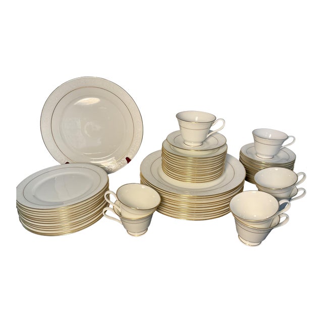 Vintage Oxford Bone China White Lace Dinnerware Service for 12—58 Pieces For Sale