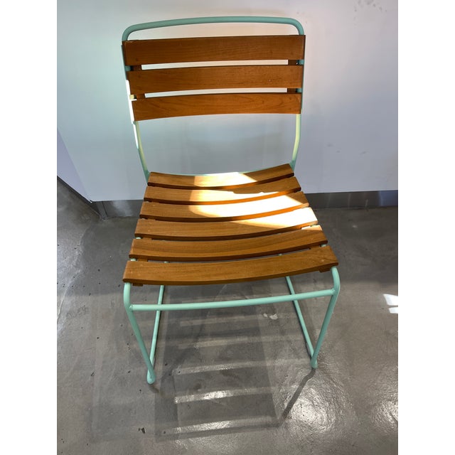 Surprising Teak is a cousin of the Surprising chair – the steel version that made its debut in 2011. This new piece...