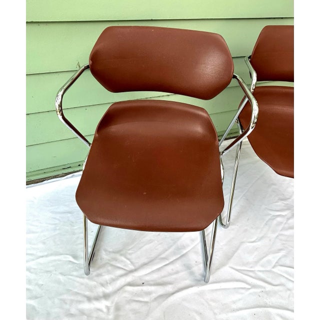 Hugh Acton 1970s Mid-Century Chrome Stacker Chairs – Pair, Stackable Office or Dining Seating, Sculptural Brown Seats For Sale - Image 4 of 11