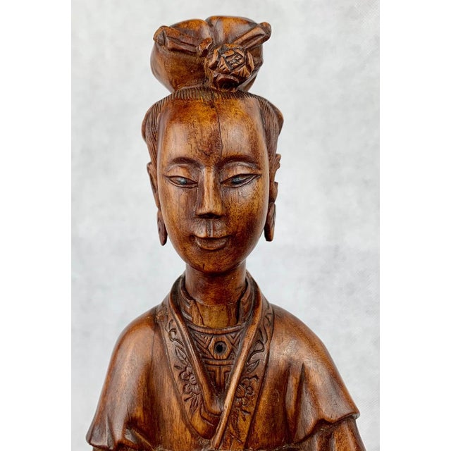Late 19th Century Carved Teak Chinese Female Figure With Removable Head Holding a Ruyi For Sale - Image 5 of 12