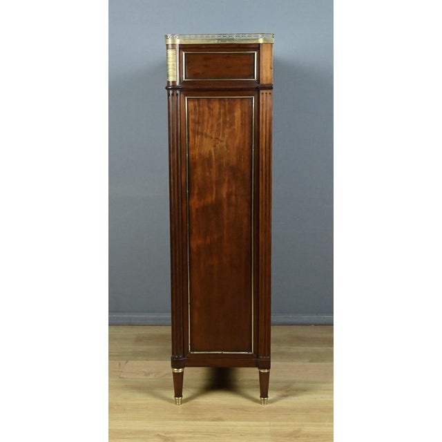 Louis XVI Mahogany Secretary, Late 18th Century For Sale - Image 10 of 18