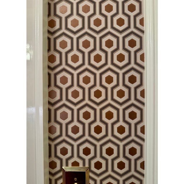 Mid-Century Modern Cole & Son Hicks’ Hexagon 95/3017 Wallpaper – Set of 5 New Rolls in Taupe, Gray & Bronze For Sale - Image 3 of 18