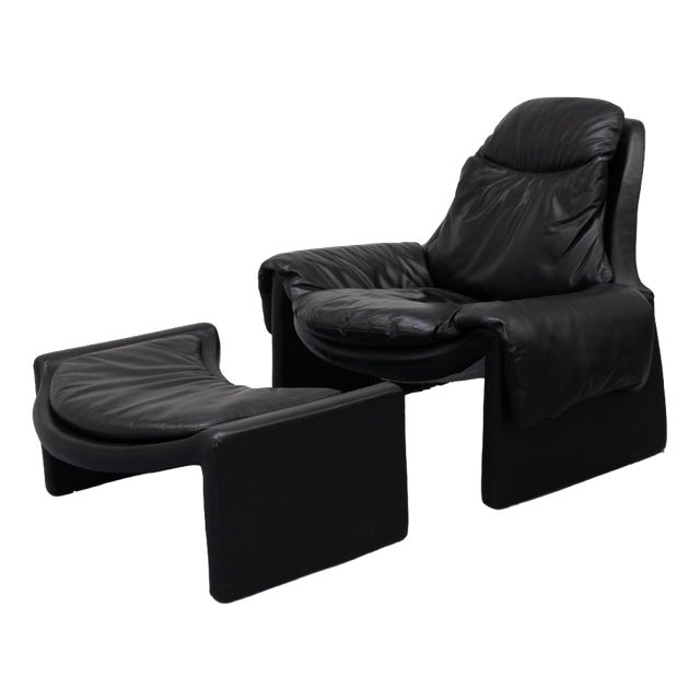 Set of P60 Chair and Ottoman by Vittorio Introini for Saporiti Italia, 1970s For Sale