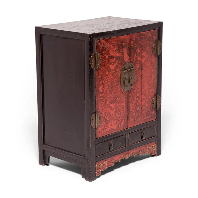 Mid 19th Century Finely Lacquered Chinese Chest, C. 1850 For Sale - Image 5 of 12