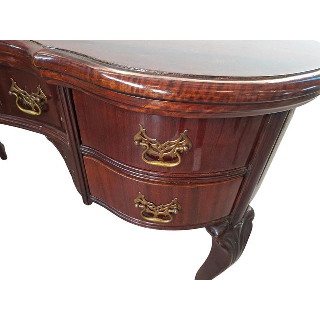 Mid-Century Modern Bean-Shaped Desk and Tub Chair, 1960s, Set of 2 For Sale - Image 3 of 13