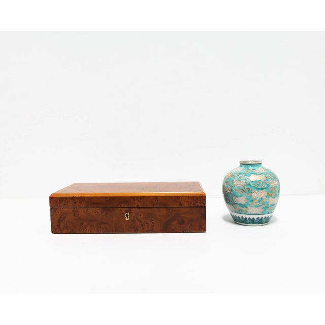 Ceramic White Blue and Gold Porcelain Urn Ginger Jar Vase by Imari, Circa 1960s For Sale - Image 7 of 12