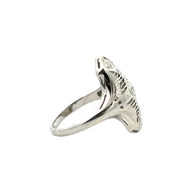 Metal Art Deco 18k White Gold Diamond Filigree Ring, Size 6 For Sale - Image 7 of 8