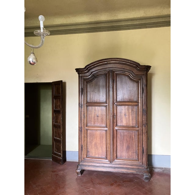 Rococo 18th Century Italian Piedmontese Baroque Wardrobe in Walnut For Sale - Image 3 of 12