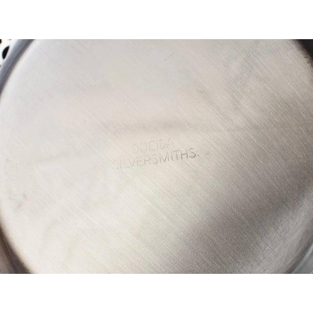 Mid 20th Century Victorian Oneida Silverplate Caviar Jam Jelly Serving Plate Dish With Glass Insert & Spoons- 2 Pieces For Sale - Image 10 of 12