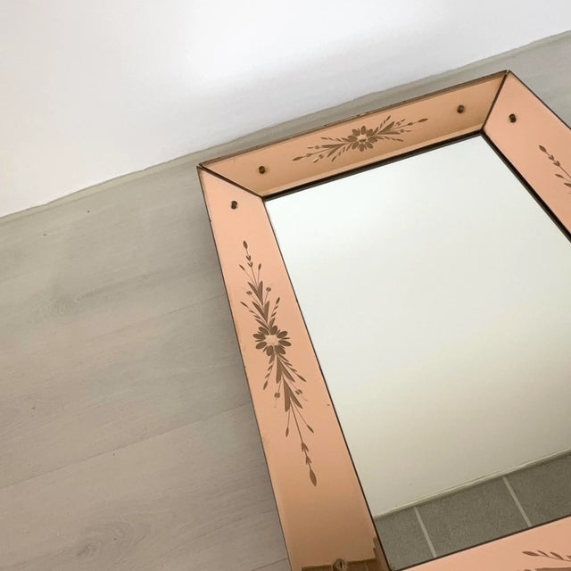 French Art Deco Pink Mirror, 1930s For Sale In New York - Image 6 of 11