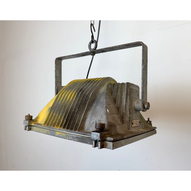 Vintage Grey Theater Spotlight with Glass Cover from Elektrosvit, 1980s For Sale - Image 11 of 18