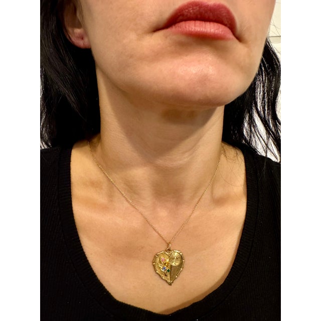 Vintage 14 Kt Y Gold Heart Happy Birthday Pendant + Emerald + Sapphire + Chain For Sale - Image 10 of 18