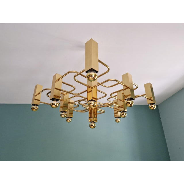 Geometric Brass Chandelier by Gaetano Sciolari for Boulanger, 1970s For Sale - Image 12 of 18