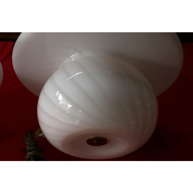 Vintage Pair of Murano Glass “Mushroom” Swirl Table Lamps – Italy, 1970s For Sale - Image 12 of 18