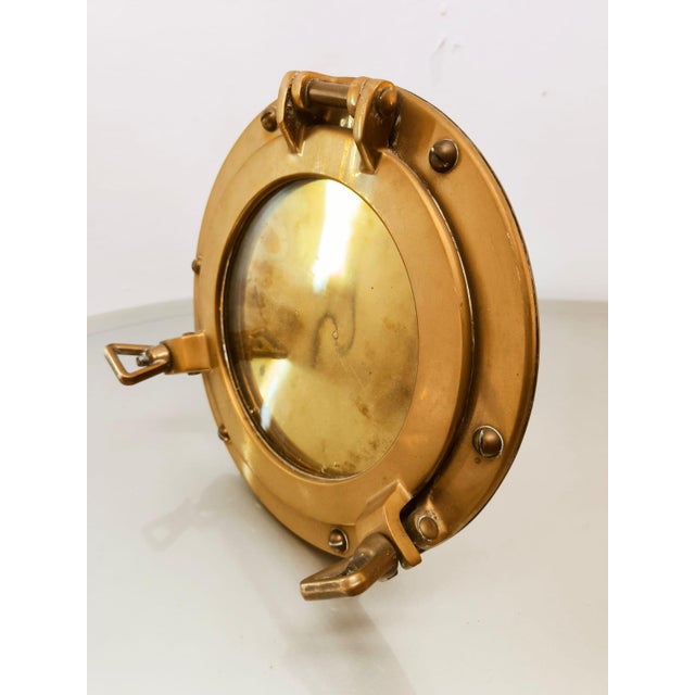Mid-Century Modern Naval Porthole Photo Holder in Brass For Sale - Image 3 of 11