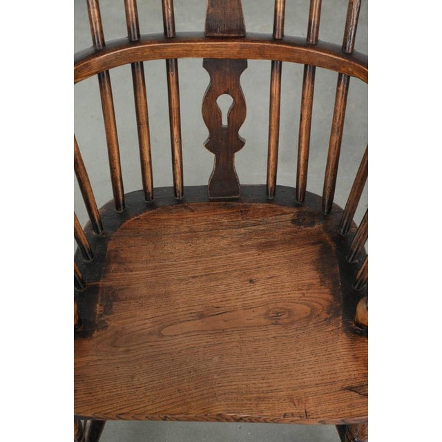 Antique English Highback Windsor Dining Chairs, Set of 4 For Sale - Image 18 of 18