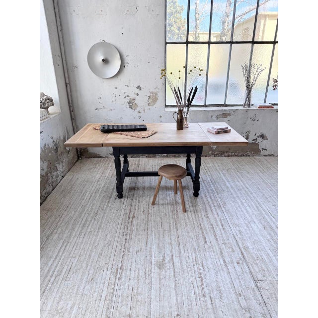 1960s Farmhouse Table in Oak with Extensions, 1960s For Sale - Image 5 of 18