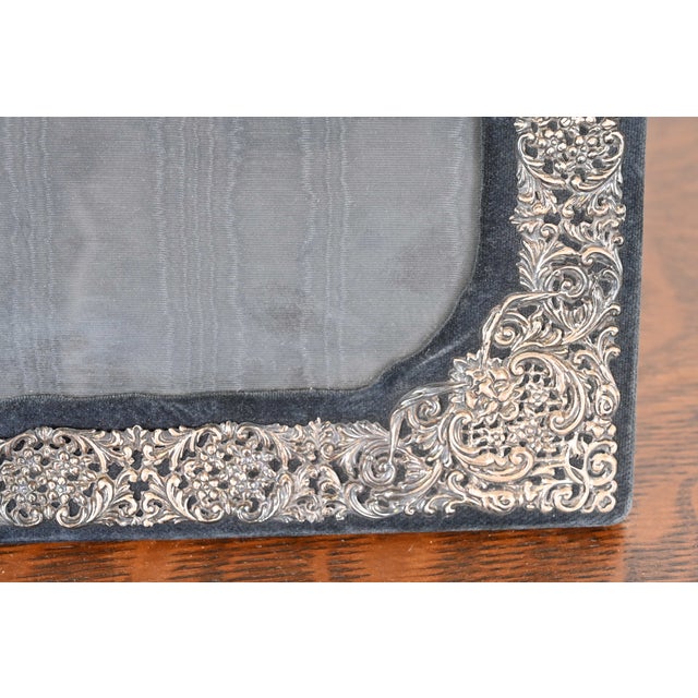 Tiffany & Co. Style Art Nouveau Italian Sterling Silver Overlay Picture Frame For Sale - Image 9 of 14