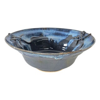 Southwestern Studio Art Pottery Bowl With Sculptural Lizard Relief 12.25" For Sale