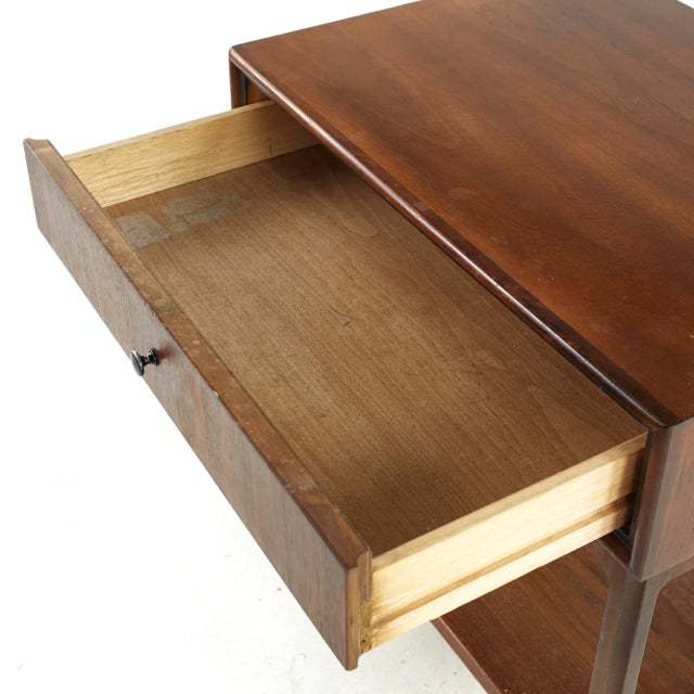 Jack Cartwright for Founders Mid Century Walnut Nightstand For Sale - Image 9 of 10