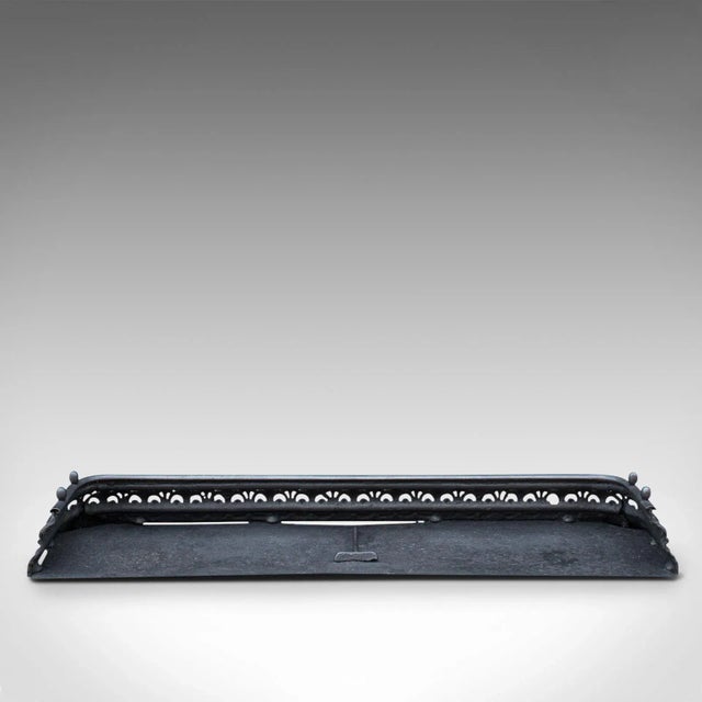 Gray 1850s Victorian Iron Fireside Set - 2 Pieces For Sale - Image 8 of 13