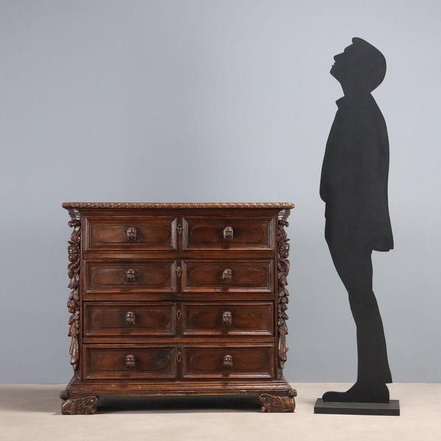 Baroque Chest of Drawers in Walnut and Poplar For Sale - Image 3 of 12
