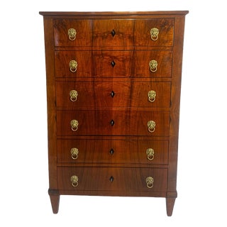Biedermeier Chest of Drawers in Walnut, 1830 For Sale