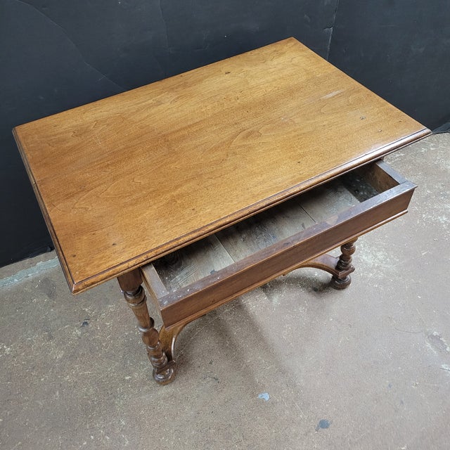 French 19th Century Walnut Side Table With X-Stretcher, Turned Legs & a Drawer For Sale - Image 10 of 18