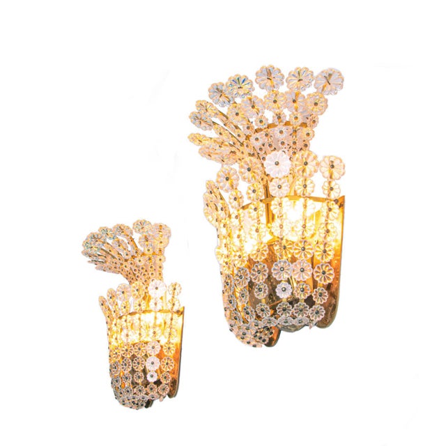 Austrian Wall Sconces with Crystal Flowers & Brass, Vienna, 1950s, Set of 2 For Sale - Image 9 of 10