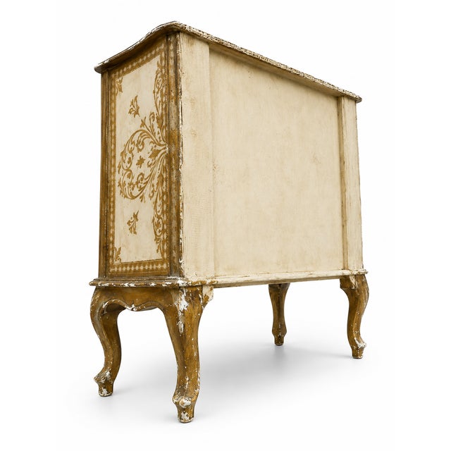 Cream Renaissance Italian Giltwood Three-Drawer Crossbow Chest of Drawers, 1960s For Sale - Image 8 of 10