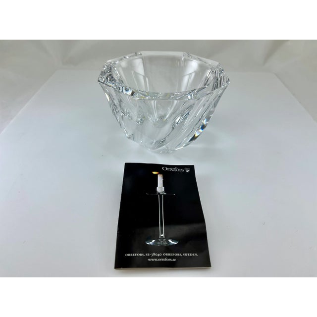 For your consideration is an Orrefors small swirl bowl manufactured in Sweden. Elegant piece to hold your nuts and or...