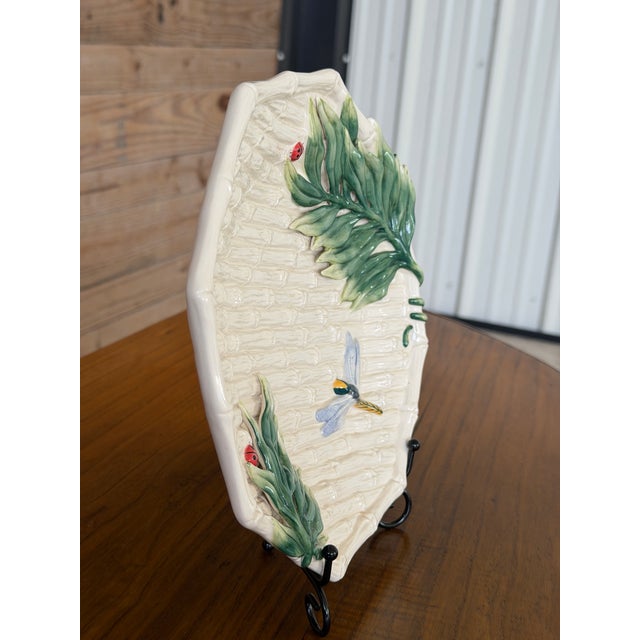 Ivory Vintage Fitz & Floyd Tropical Bamboo Basketweave Majolica Style Decorative Plate For Sale - Image 8 of 11