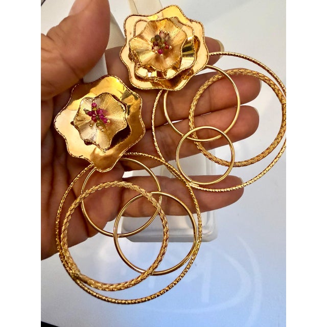 18 Kt Yellow Gold 31.5 Gm Dangling Earrings, 4 Hoop Flower Earring For Sale - Image 4 of 8