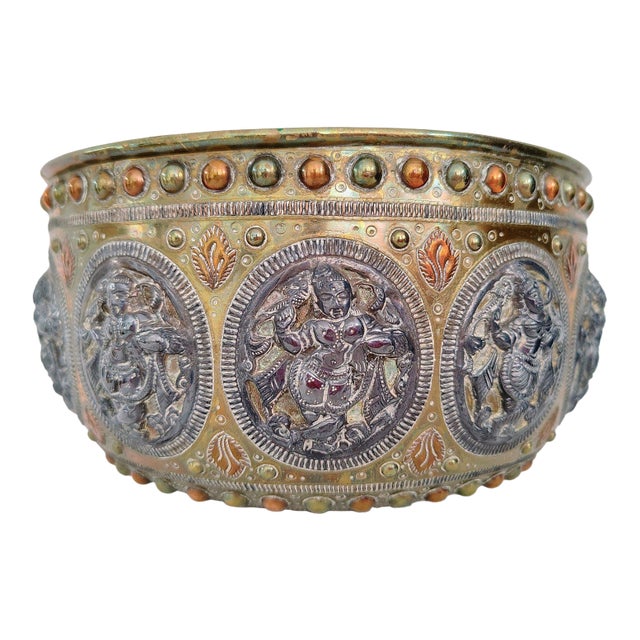 Antique 19th Century Thanjavur Tri-Metal Bowl - Hand-Hammered Silver and Copper on Brass - Tanjore South Indian Art For Sale