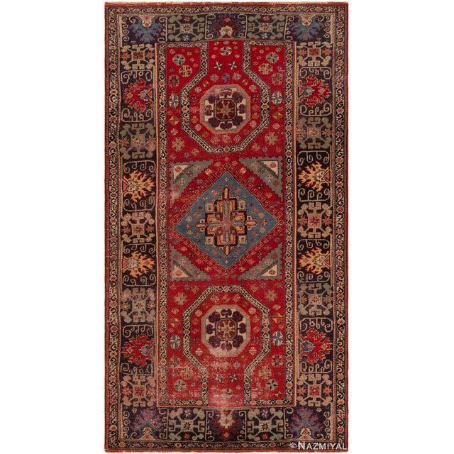Beautiful Vintage Bulgarian Balkan Rug with Bellini Design, Country of origin: Bulgaria, Circa date: Vintage