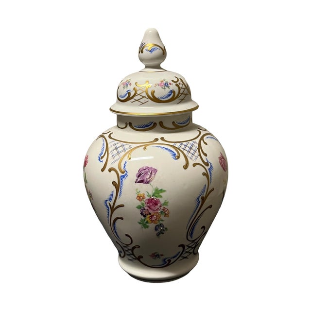 White A Pair of Porcelain Hand Painted Jars For Sale - Image 8 of 9