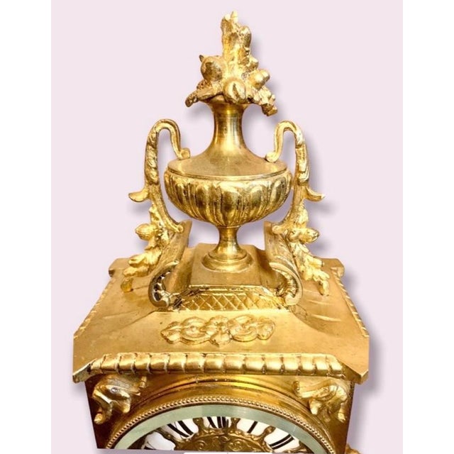 Antique 19th Century French Louie XV Style Gilt Brass Table Clock For Sale - Image 6 of 11