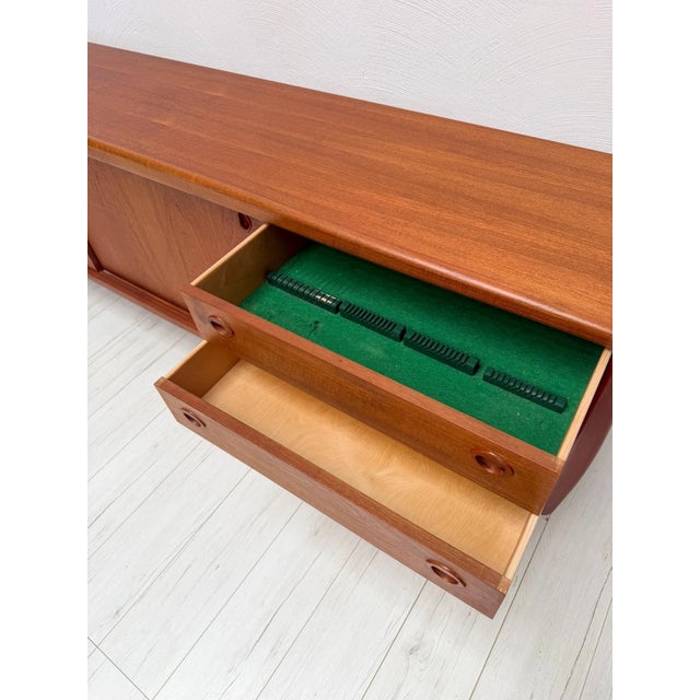 Large Vintage Danish Teak Sideboard by H.P. Hansen, 1960s For Sale - Image 13 of 17