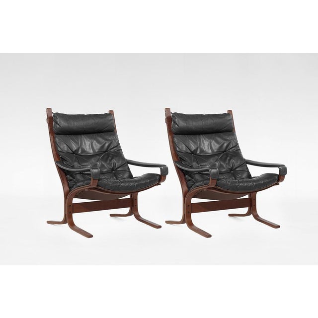 Vintage Siesta High Back Chairs in Black Leather and Plywood by Ingmar Relling for Westnofa, 1960s, Set of 2 For Sale - Image 6 of 6