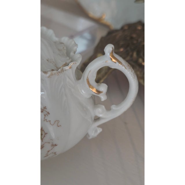 Early 20th-Century Japanese Floral Porcelain Petite Covered Sugar Bowl For Sale - Image 10 of 18