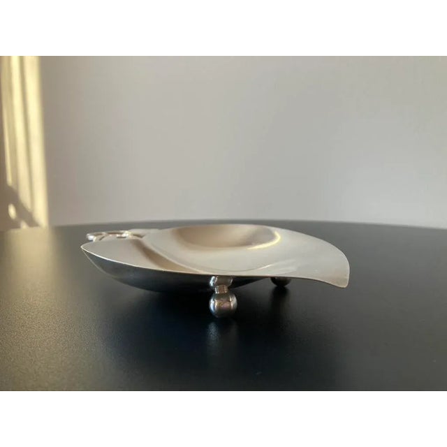 Tiffany and Co. Tiffany & Co Midcentury Peach Fruit Shaped Modern Sterling Silver Jewelry Dish For Sale - Image 4 of 12