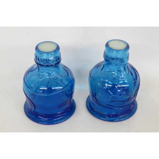 Wheaton Nj Pocahontas Indian Herbs 2pc Pair Blue Glass Salt Pepper Shakers 4926b For Sale In Miami - Image 6 of 16