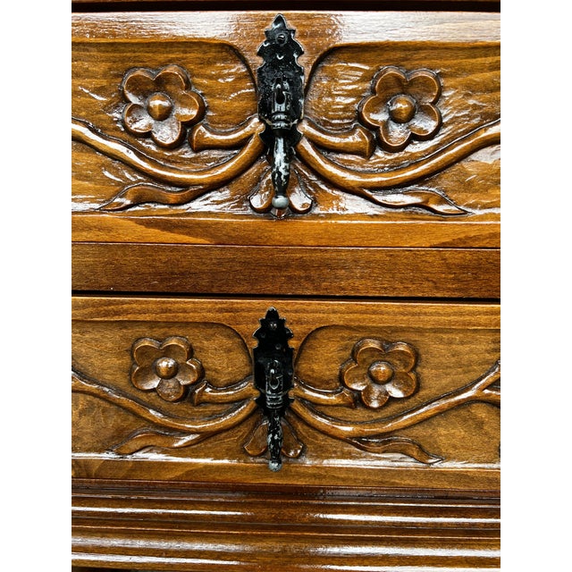 Early 20th Century Spanish Console Chest Table with Four Carved Drawers and Original Hardware For Sale - Image 10 of 18