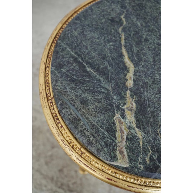 French Louis XV Style Gold Gilt Round Lamp Table For Sale - Image 11 of 12