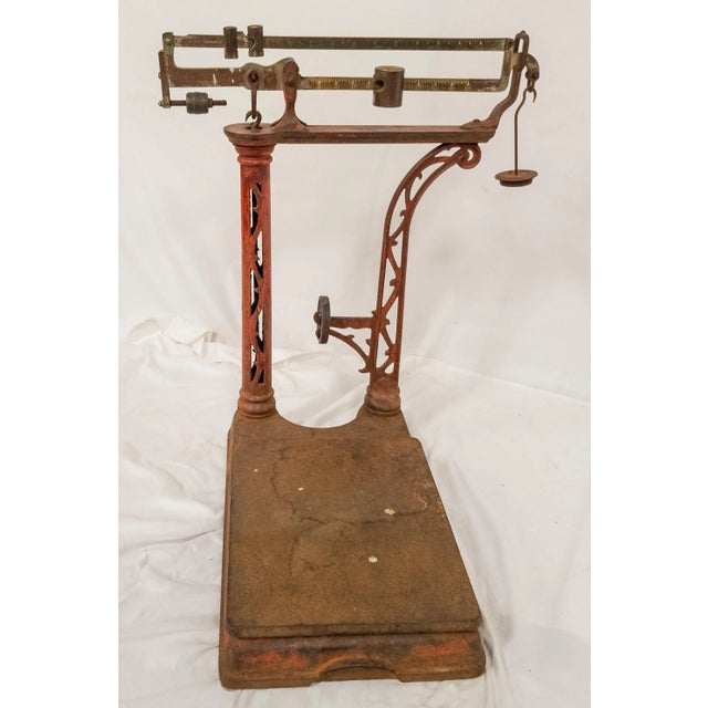 We are selling this rustic countertop scale. This scoop balance scale has nice design and oxidized surface patina, would...